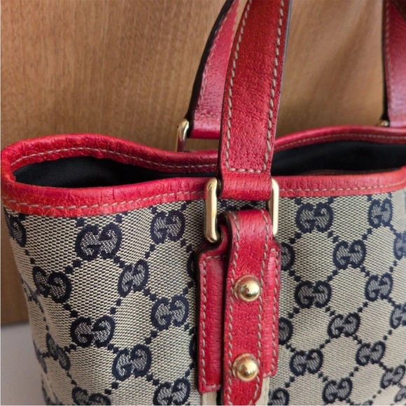 Gucci Beige and Red Signature Tote Bag - Picture 2 of 14